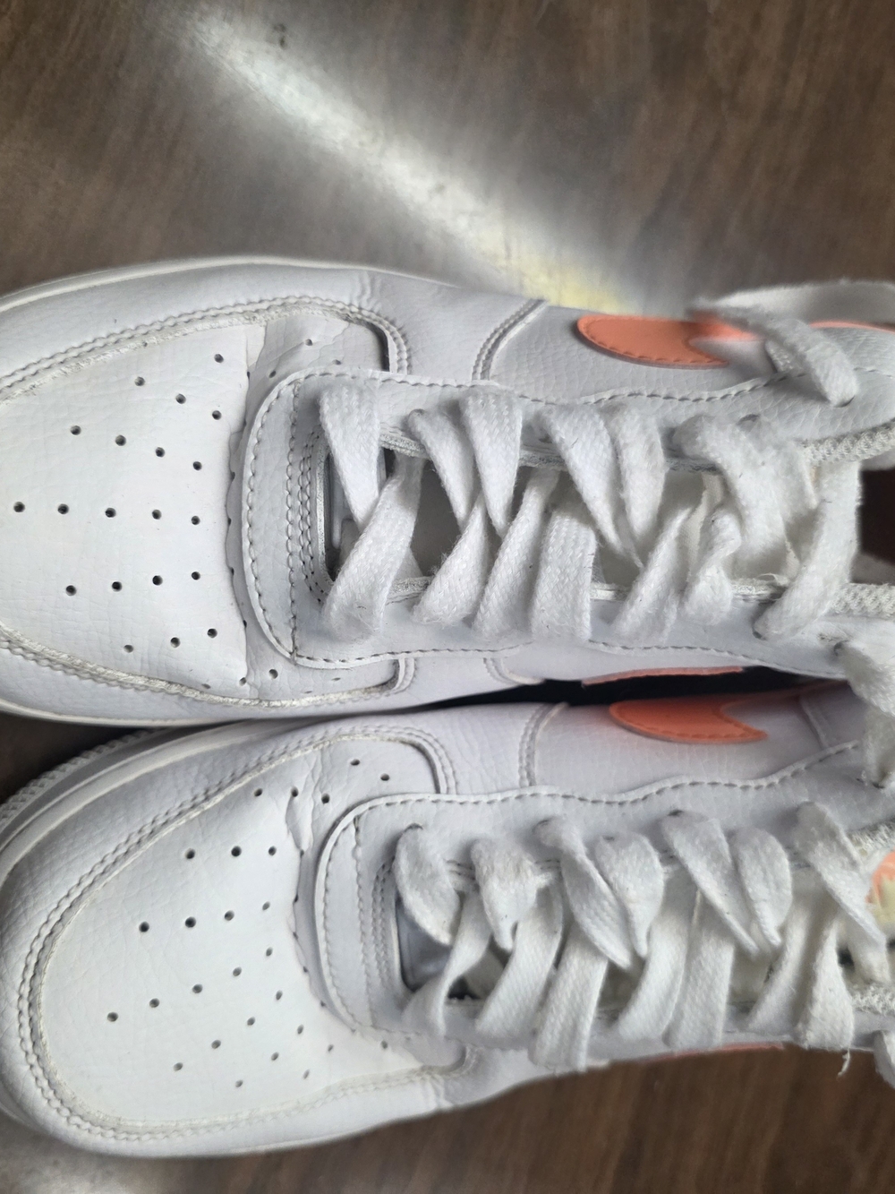 Nike Women's White Sneakers with Coral Swoosh - Picture 3 of 6
